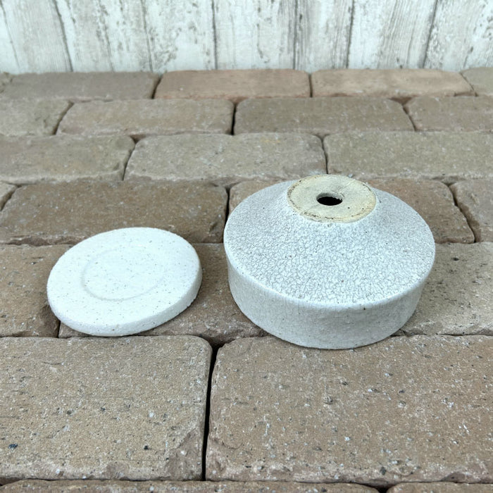 MM033-125 – 鉢人