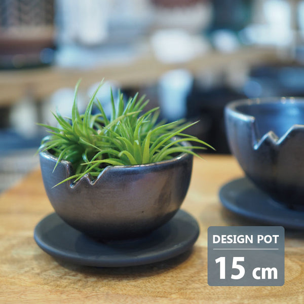 おしゃれな植木鉢をお探しなら！ ガーデニングの専門店 - 鉢人