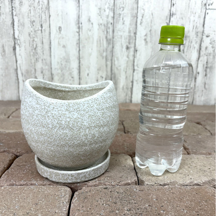 UN485-130 – 鉢人